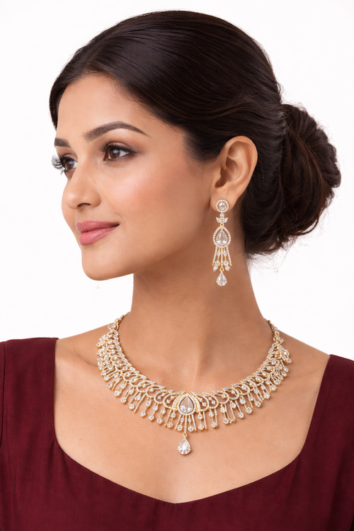 Yasmi Noorika Premium Diamond-Style Necklace Set
