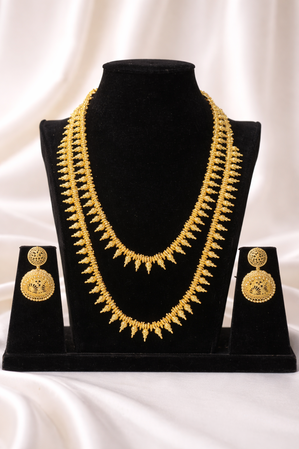 Yasmi Swarna Classic Layered Gold Necklace Set