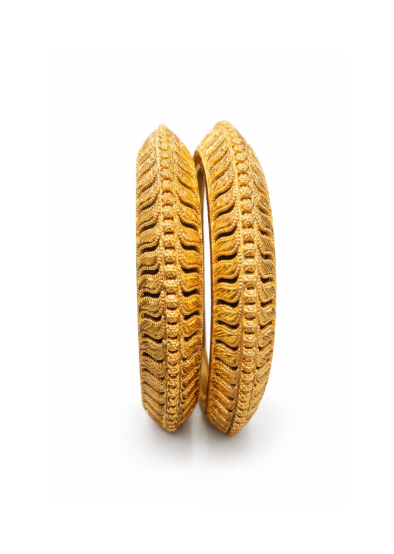 Timeless Gold Bangles for the Women