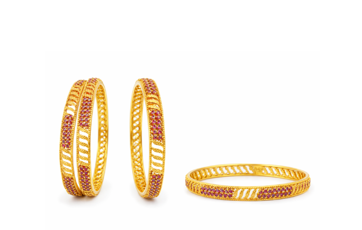 YASMI Premium Gold-Finish Bangles – Elegance That Feels Like Home